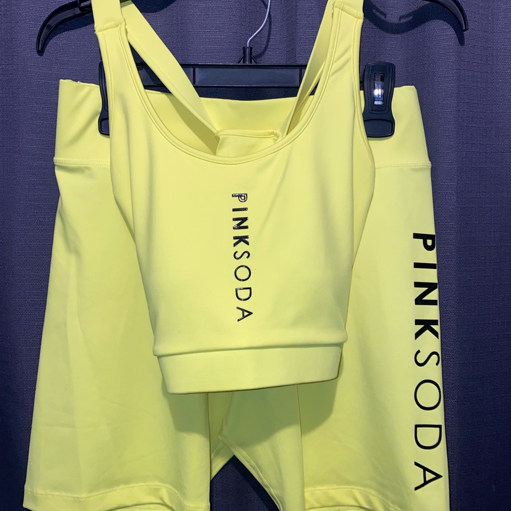 Neon Workout Set
